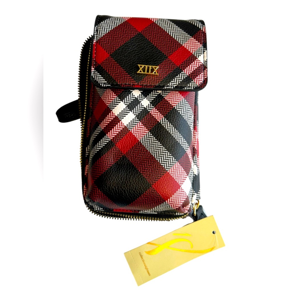 Collection 18 Diamond Plaid Wristlet Crossbody